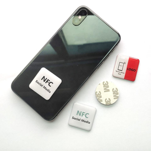 Llavero NFC Personalizado de 13.56Mhz con Código QR, Etiqueta NFC 213 para Control de Acceso a Redes Sociales - Product Image 5