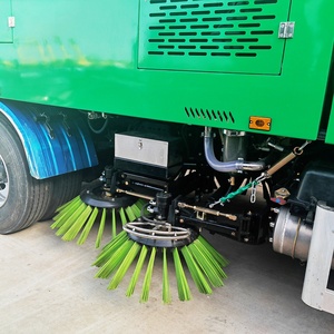 Camión de Limpieza de Calles con Escoba Rotatoria de 6000L a Bajo Precio en China - Product Image 6