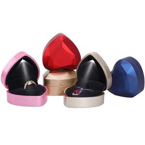 クリエイティブカスタマイズハート型LEDベルベットフリップカバーバレンタインデー母の日リングネックレスイヤリングペンダントジュエリー - Product Image 5