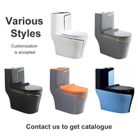 WC monobloc en céramique de luxe moderne, finition or et marbre noir, avec cuvette colorée en porcelaine pour salle de bain