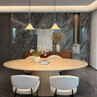 Table à manger ovale de style français antique en bois de teinte crème, finition marbre, sensation haut de gamme, résistante à l'eau - Restaurant