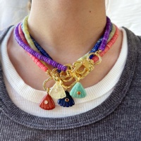 Collier Pendentif Zircon Coquillage Tendance avec Fermoir, Plaqué Or 18K, Chaîne Perles Pierres Naturelles Colorées, Ensemble de Bijoux pour Femme
