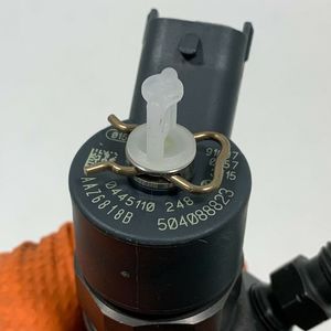 0445110248 0445110247 504088823 71793015 Nuevo Inyector de Combustible Diésel 1984G8 para FIAT <span class=keywords><strong>DUCATO</strong></span> para DAILY PEUGEOT BOXER 3.0 D - Product Image 3