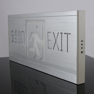 Señal de salida de emergencia Señal luminiscente Evacuación Señales luminosas de seguridad de aluminio para escuelas Centros comerciales Estaciones de estacionamiento - Product Image 6