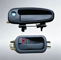 BORONG Ensemble de serrure de porte conducteur avant gauche avec clé pour pièces de bus Toyota Coaster 69050-36070