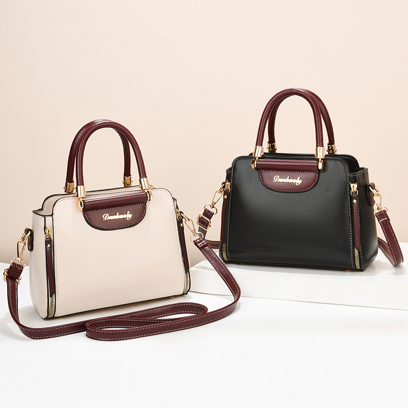 Large-Capacity Women’s Designer Crossbody Bag – Customizable Wholesale Fashion Handbag - View 3