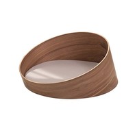 Chenil pour chat en demi-cercle en bois courbé avec fermeture à bouton pour animaux de compagnie dans une maison intérieure pour quatre saisons salle de livraison universelle