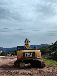 รถขุดตีนตะขาบ Caterpillar 330D2L มือสอง ขนาด 30 ตัน นำเข้าจากญี่ปุ่นแท้ รุ่น 330D2L กำลัง 200 กิโลวัตต์ ความจุบุ้งกี๋ 1.4-2.0 ลูกบาศก์เมตร 330D - Product Image 3