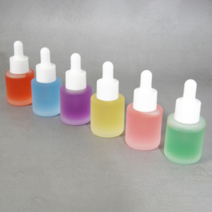 <span class=keywords><strong>Aceite</strong></span> <span class=keywords><strong>para</strong></span> Cutículas <span class=keywords><strong>de</strong></span> <span class=keywords><strong>Uñas</strong></span> <span class=keywords><strong>de</strong></span> Su Propia Marca OEM <span class=keywords><strong>para</strong></span> Salón <span class=keywords><strong>de</strong></span> Belleza, Cuidado Reparador <span class=keywords><strong>de</strong></span> <span class=keywords><strong>Uñas</strong></span> Vegano con Vitaminas Esenciales Orgánicas Naturales y Aroma - Product Image 4