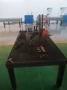 Fabrieksdirect hoogwaardige 3D precisie gietijzeren laswerkbank 2000*1000 Nieuwe flexibele lastafel - Product Image 5