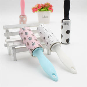 <span class=keywords><strong>Rodillo</strong></span> Quitapelusas Portátil Ecológico Multifuncional con Diseño Lindo y Asa Colgante, Papel Adhesivo Desechable para Pelo de Mascotas y Ropa - Product Image 3