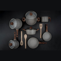 Batterie de cuisine en aluminium antiadhésive de luxe de 11 pièces poêle à frire résistante à la chaleur poignée peinte en bois pour une utilisation à domicile en métal