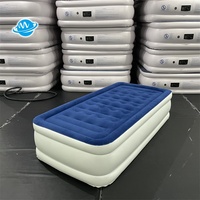 Auto un homme lit gonflable invité taille double lit gonflable pompe de gonflage chaise longue lit extérieur matelas en gros