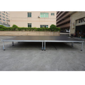 Escenario Portátil de Aluminio para Exteriores de 4x4 pies con Altura Ajustable, Fácil Montaje y Superficie Antideslizante para Actuaciones Escolares - Product Image 6