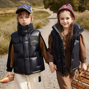 Vêtements d'hiver pour <span class=keywords><strong>enfants</strong></span> Custom Windproof Waterproof New Vest Puffer Jackets Winter Outdoor Child Vest Down Jacket - Product Image 3