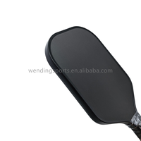 Surface rugueuse sans motif en mousse EVA de 14 mm et 16 mm d'épaisseur, thermoformée en nid d'abeille pour raquettes de pickleball en fibre de carbone T700