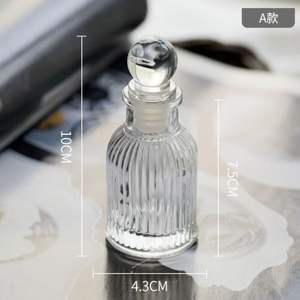 Usine directe verre diffuseur <span class=keywords><strong>d</strong></span>'arôme bouteille à rayures verticales <span class=keywords><strong>colonne</strong></span> romaine conception liège sans flamme huile essentielle récipient de distribution - Product Image 3