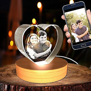 Mini machine de gravure laser photo 3D pour gravure intérieure acrylique en verre cristal adaptée à la boutique de cadeaux personnalisée - Product Image 4