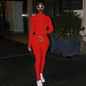 Tuta lunga taglia XS per donna ricamata con etichetta fortunata lettera pezzo unico tuta aderente da donna a manica lunga Vintage Yoga - Product Image 2