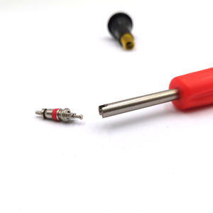 Cacciavite Universale per <span class=keywords><strong>Auto</strong></span> con Strumento di Rimozione, Attrezzi per Valvole, Installatore di Valvole per Gonfiaggio Pneumatici - Product Image 1