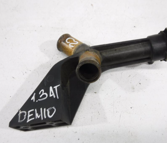 0679279-2 Radiator Coolant Filler Neck Water Thermostat Housing for MAZDA