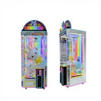 Machine à griffes d'arcade commerciale d'intérieur de grande taille en métal avec code QR et fonctionnement par pièces pour attraper les jouets en peluche