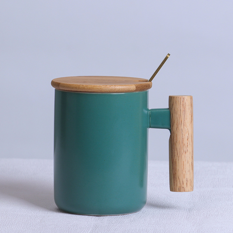 Cuchara recta con tapa de taza verde