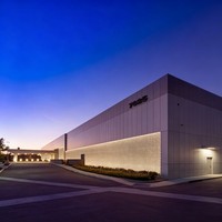 Bâtiment métallique préfabriqué sur mesure avec structure en acier préfabriqué pour atelier de fabrication