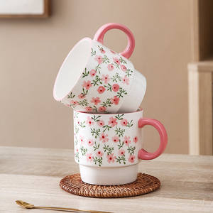 Ensemble de tasses à café en céramique peintes à la main en gros, design moderne de dessin animé, capacité de 400 ml, passe au lave-vaisselle et au micro-ondes, utilisation pour les fêtes - Product Image 2