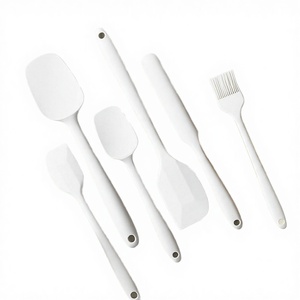 6-Piece One-Piece <b>Silicone</b> Cream Scraper Cake Spatula Light Baking & Pastry <b>Tools</b> with Oil Brush Oven Safe for DIY Baker - Product Image 4