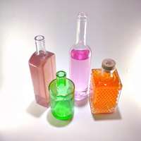 Fabrication de bijoux pour bouteilles en verre,