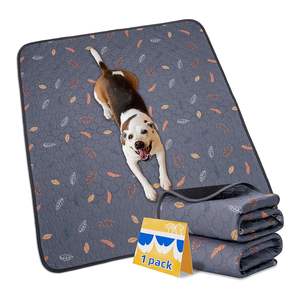 Almohadilla Reutilizable para Mascotas con Estampado Moderno para Invierno, Transpirable, Absorbente, Antideslizante y Lavable a Máquina - Product Image 1