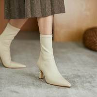 Sepatu Boots Kulit Wanita Hitam Berkualitas Tinggi Model Chelsea Ujung Lancip Hak Tinggi untuk Musim Gugur
