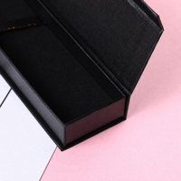 Boîte cadeau en papier pour stylo, fermeture magnétique, ruban noir, insert en velours, boîte d'emballage rectangulaire pour stylo, vente en gros