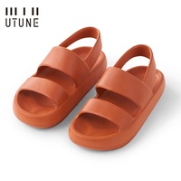 UTUNE 2021 Custom Sandalen mit zwei Riemen Unisex Sommers andalen Herren Flache Rutsch schuhe Damen Slip On Eva Outdoor Beach Damen Hausschuhe