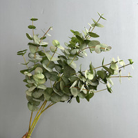 Tige longue d'eucalyptus artificiel avec feuilles imprimées motif Dollar Argenté pour la décoration de vases à la maison et les arrangements floraux de mariage