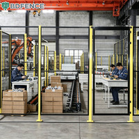 Barrière d'isolement robotique en treillis soudé modulaire thermolaqué pour enclos de travail des robots de R&D