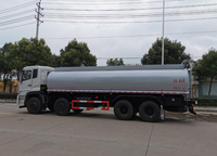 Camion-citerne de transport de liquides QTD Tianlong 8X4 neuf, 21 m³, 31 tonnes de charge utile, conduite à gauche, pour distribution d'eau purifiée