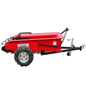 เครื่องกระจายอาหารเคลื่อนที่สำหรับเครื่องยนต์ดีเซล TMR silage ในฟาร์มปศุสัตว์ที่มีการออกแบบรถสามล้อ - Product Image 1