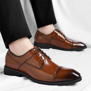 Chaussures habillées Oxford en cuir pour hommes, bout carré, à lacets, semelle extérieure en caoutchouc antidérapante, pour le bureau et les occasions professionnelles, toutes saisons, noir uni - Product Image 4