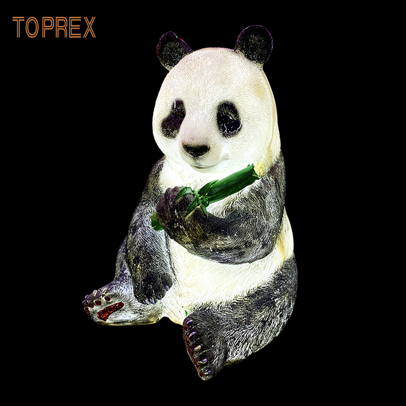 Panda seduto
