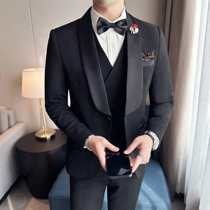 Hombres <span class=keywords><strong>modernos</strong></span> <span class=keywords><strong>boda</strong></span> <span class=keywords><strong>novio</strong></span> mejor hombre chal solapa 3 PC chaqueta chaleco pantalones Slim Negro hombres trajes - Product Image 1