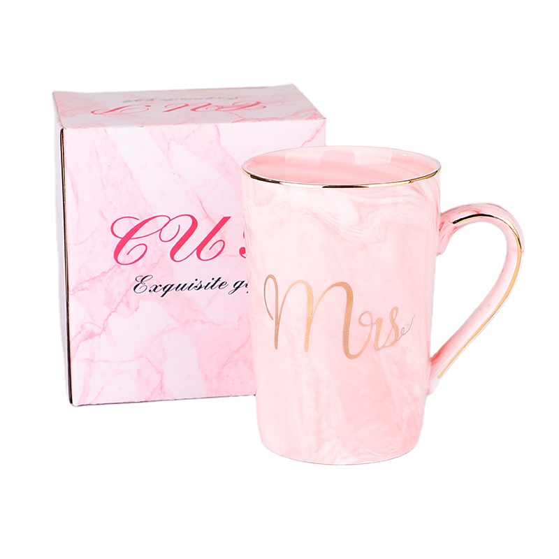 Taza única rosa