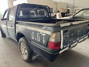 Camioneta pickup Isuzu usada, modelo de lujo de carga, transmisión manual con aire acondicionado, alta calidad y bajo precio - Product Image 4