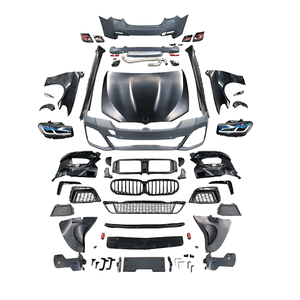 बीएमडब्ल्यू 5 सीरीज एफ 10 (2011-2017) को संशोधित किया गया और G30 लाख टन स्पोर्ट्स स्टाइल बॉडी क्लैडिंग किट एफ 10 जी 30 एमटी शैली में अपग्रेड किया गया है। - Product Image 4