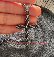 Collier pendentif croix en corde 2026 en acier inoxydable 24 pouces