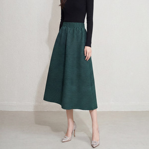 Jupe plissée Miyake style officiel professionnel PY 2026, taille élastique, coupe trapèze flatteuse, jupe midi évasée, vente en gros en ligne - Product Image 5