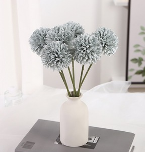 Fleur artificielle en soie <span class=keywords><strong>de</strong></span> chrysanthème réaliste, faite à la main, douce, moderne, pour le <span class=keywords><strong>Nouvel</strong></span> <span class=keywords><strong>An</strong></span> chinois et <span class=keywords><strong>centre</strong></span> <span class=keywords><strong>de</strong></span> <span class=keywords><strong>table</strong></span> <span class=keywords><strong>de</strong></span> mariage - Product Image 6