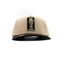 Casquette de baseball en gros personnalisée avec logo métallique, logo en strass, broderie complète 5 panneaux, boucle métallique, San Judas Tadeo Gorras