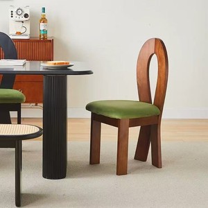 Silla de Comedor de Madera de Fresno Sólida de Estilo Retro Francés, Silla Moderna de Mediados de Siglo con Respaldo Tapizado, Silla de Lujo de Alta Calidad para Comedor y Hogar - Product Image 1